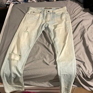New unworn size 32 Guess jeans